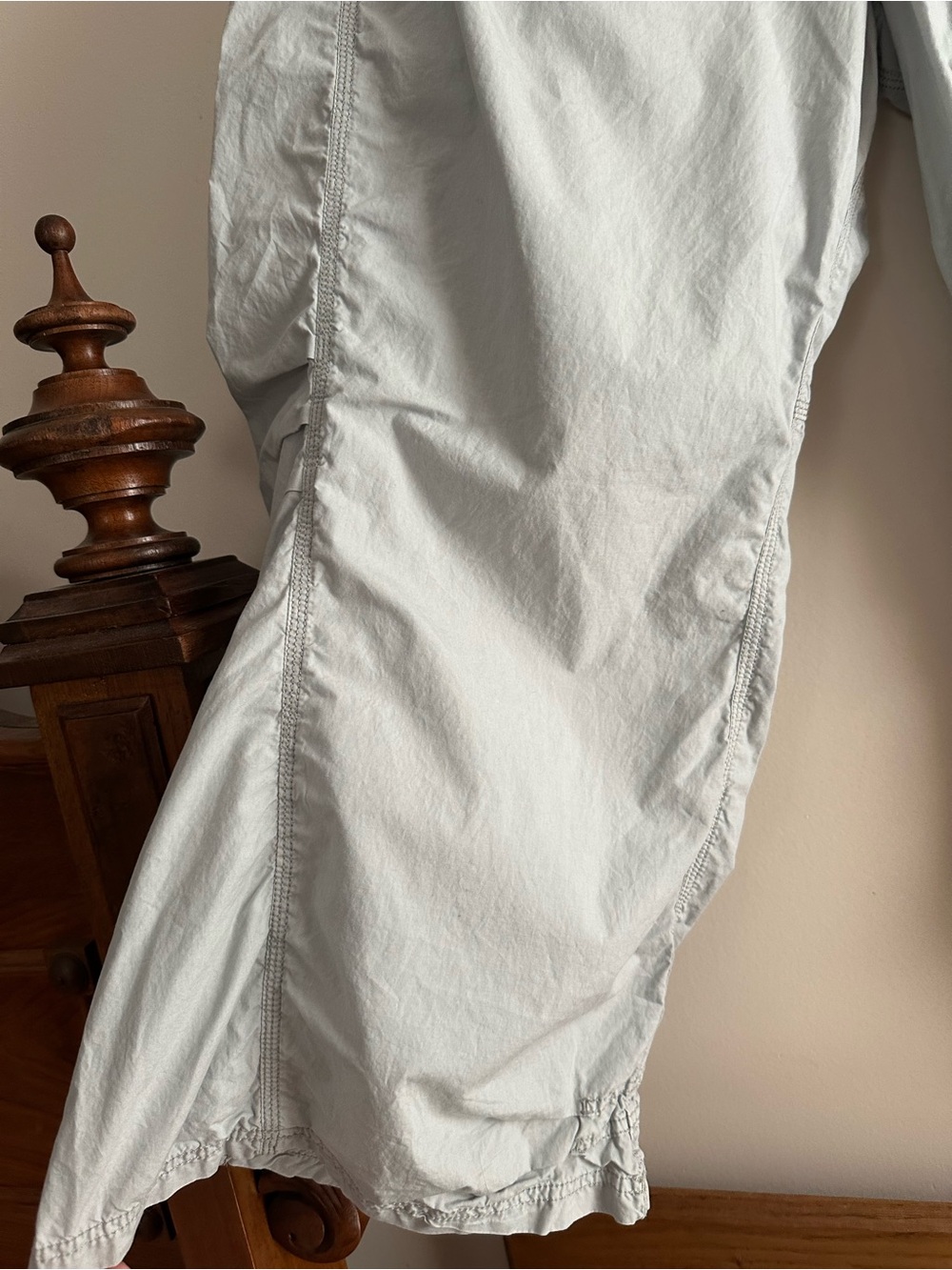 Pilcro • Parachute Curve Barrel Pants in Blue/Gray - Picture 3 of 10